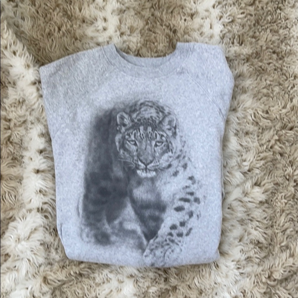 American Eagle tiger sweatshirt